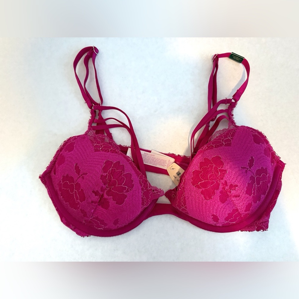 NWT Victorias Secret Plunge Bra Pink Floral Lace with Accent Straps- Size 32D